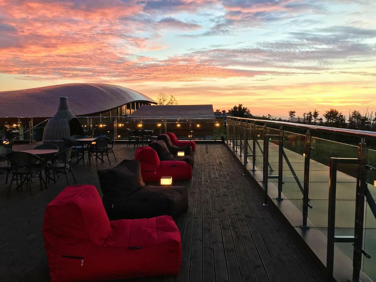 Camphortree Hotel And Resort Jeju Exterior foto